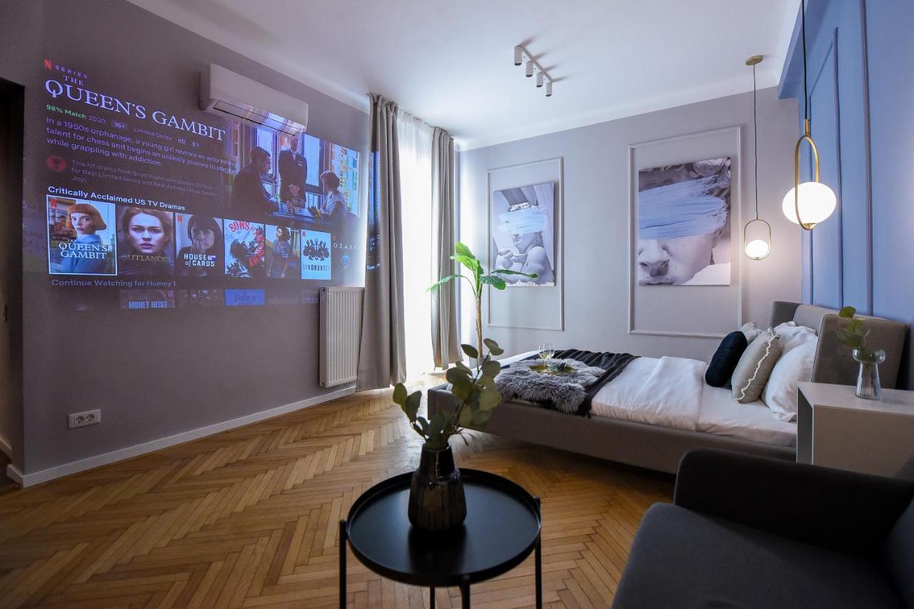 Modern Stay - Central Studios With Wall Projector Near Radisson Bucarest Exterior foto