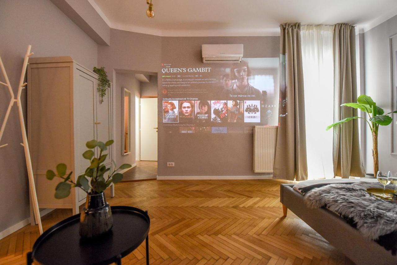 Modern Stay - Central Studios With Wall Projector Near Radisson Bucarest Exterior foto