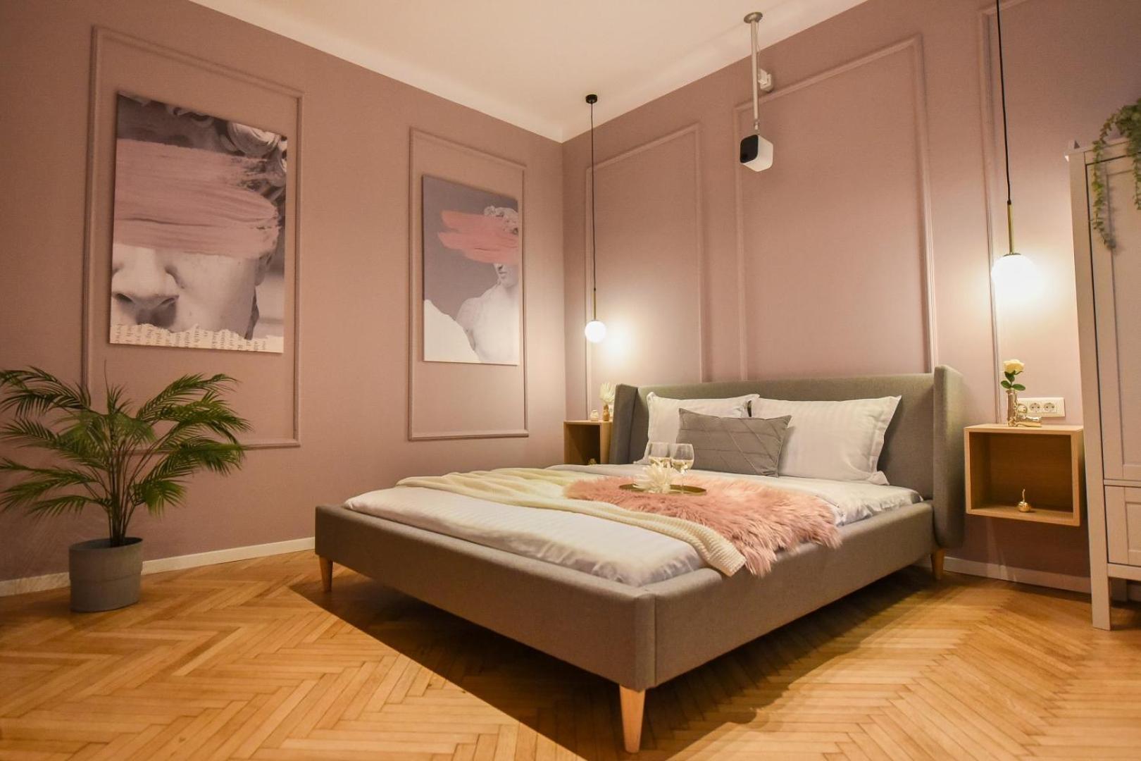 Modern Stay - Central Studios With Wall Projector Near Radisson Bucarest Exterior foto