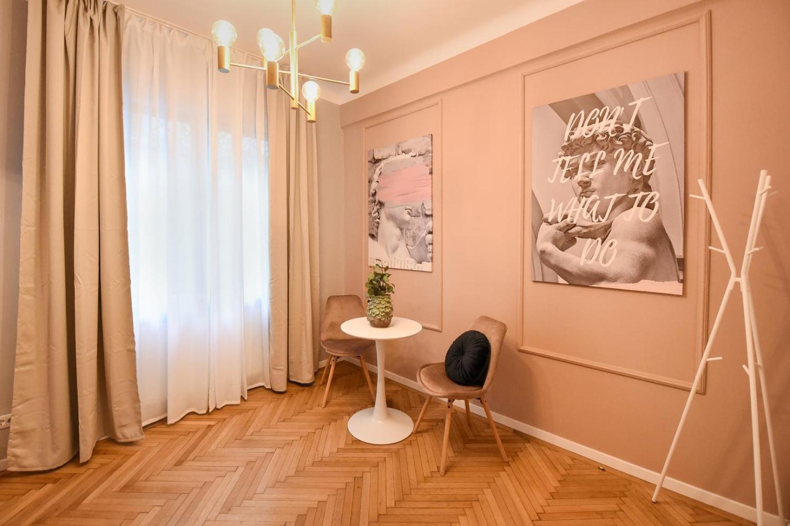 Modern Stay - Central Studios With Wall Projector Near Radisson Bucarest Exterior foto